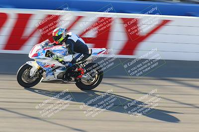 media/Jan-21-2022-Fastrack Riders (Fri) [[90b5309cc6]]/Level 2/Session 1 Front Straight/